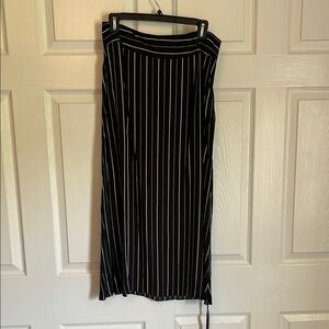LOFT Black and White Ribbed Pencil Midi Skirt